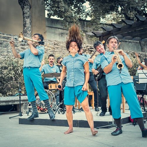 CIRCUS BAND - cuadrado